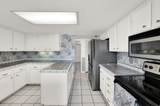 241 Vine St - Photo 14