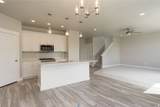 1159 Oakridge - Photo 4