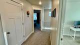 582 Petersen Pkwy - Photo 17