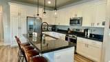 582 Petersen Pkwy - Photo 8