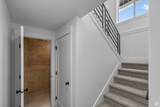 648 275 - Photo 18