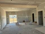 946 Remington Rd - Photo 4