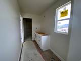 377 Sapphire Dr - Photo 10