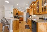410 Cobblestone Dr - Photo 3