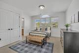 5843 Century Heights Dr - Photo 20