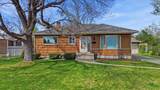 1441 Ellendale Ave - Photo 2