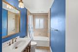 1441 Ellendale Ave - Photo 15