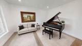 1073 Titan Dr - Photo 6