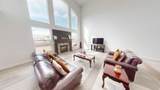 1073 Titan Dr - Photo 9