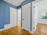 926 Greenwood Terrace - Photo 18