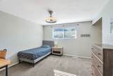 1025 Grove Dr - Photo 17