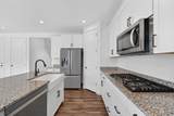 7031 Echomount Rd - Photo 7