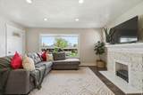 2830 Fowler Ave - Photo 4