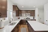 5199 Lake Terrace Ave - Photo 10