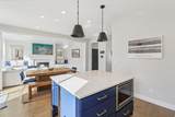 558 Rockwell Vis - Photo 16