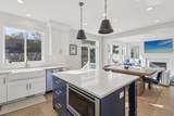 558 Rockwell Vis - Photo 17