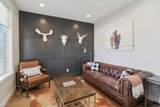 558 Rockwell Vis - Photo 19