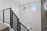 1935 Parkview Dr - Photo 18