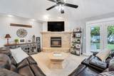 527 1180 - Photo 15