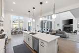 1747 Thompson Peak Cir - Photo 8