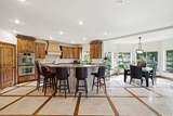 1130 Twickenham Dr - Photo 9