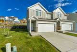 889 Sapphire St - Photo 2