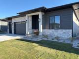 636 Vandalay Ln - Photo 2