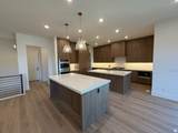636 Vandalay Ln - Photo 14