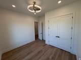 636 Vandalay Ln - Photo 18