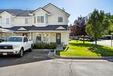 1027 Sara Ln - Photo 3