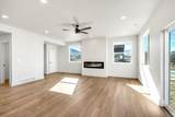 547 Haven Dr - Photo 3