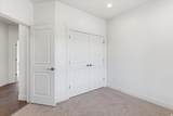 381 2100 - Photo 22