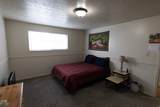 314 Center St - Photo 15