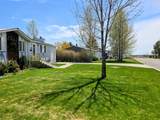 440 7TH St - Photo 2