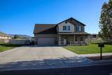735 Hillcrest Loop - Photo 1