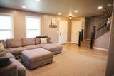 735 Hillcrest Loop - Photo 15