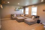 735 Hillcrest Loop - Photo 16
