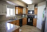 735 Hillcrest Loop - Photo 18