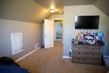 735 Hillcrest Loop - Photo 40