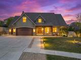 2209 Hunter Dr - Photo 1