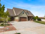 2209 Hunter Dr - Photo 2