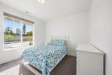 2832 Shoreline Dr - Photo 12