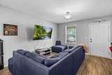 1693 Aaron Dr - Photo 2