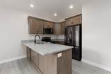 2373 Howard St - Photo 9