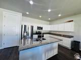 954 Wahlen Way - Photo 4