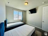954 Wahlen Way - Photo 36