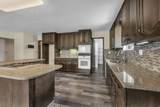 10705 300 - Photo 11