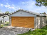 5597 Hillside Dr - Photo 2