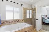 4921 Woodridge Dr - Photo 15