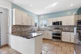 4921 Woodridge Dr - Photo 10